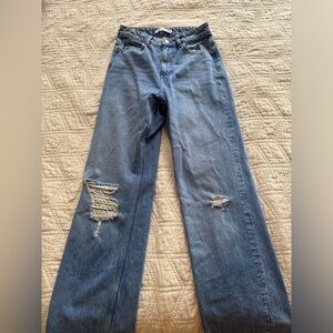 Zara jeans high waisted great condition.